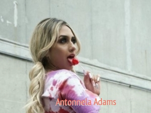 Antonnela_Adams