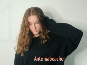 Antoniabeacher