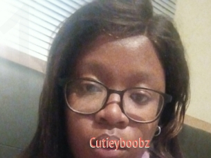 Cutieyboobz