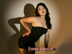 Emma_blossom