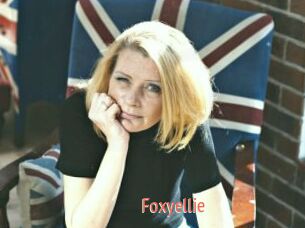 Foxyellie