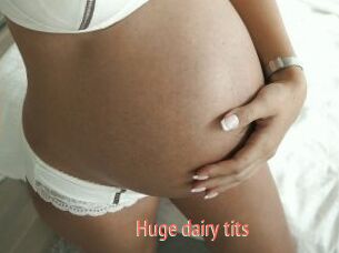 Huge_dairy_tits