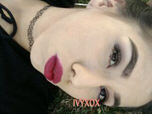 IVY_XOX