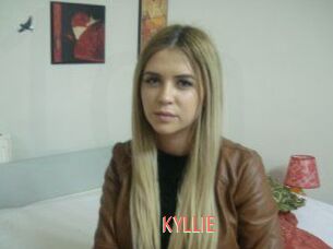 KYLLIE_