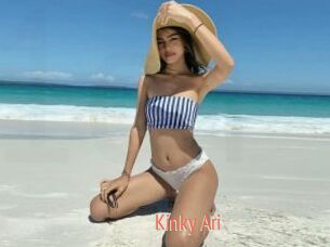 Kinky_Ari