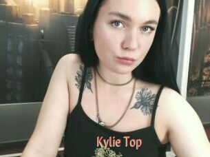 Kylie_Top