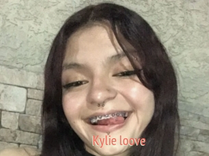 Kylie_loove