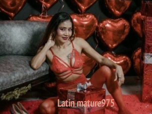 Latin_mature975