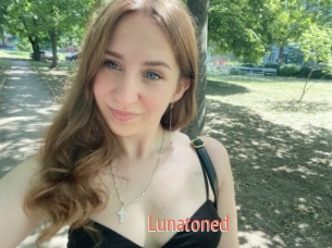 Lunatoned
