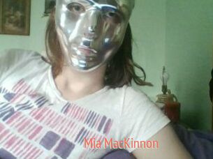 Mia_MacKinnon