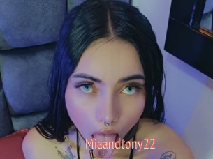 Miaandtony22