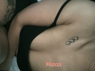 Miaxxx