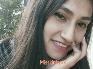 Misskinkyxx