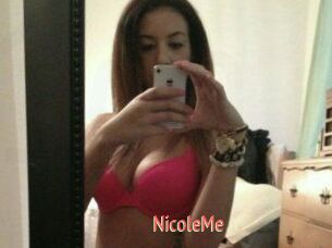 NicoleMe