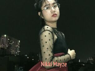 Nikki_Mayze
