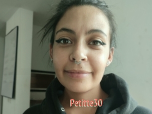 Petitte30
