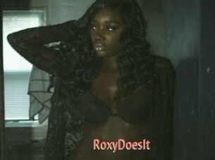 RoxyDoesIt