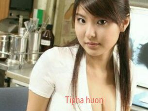 Tipha_huon