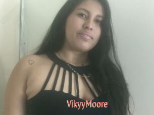 VikyyMoore